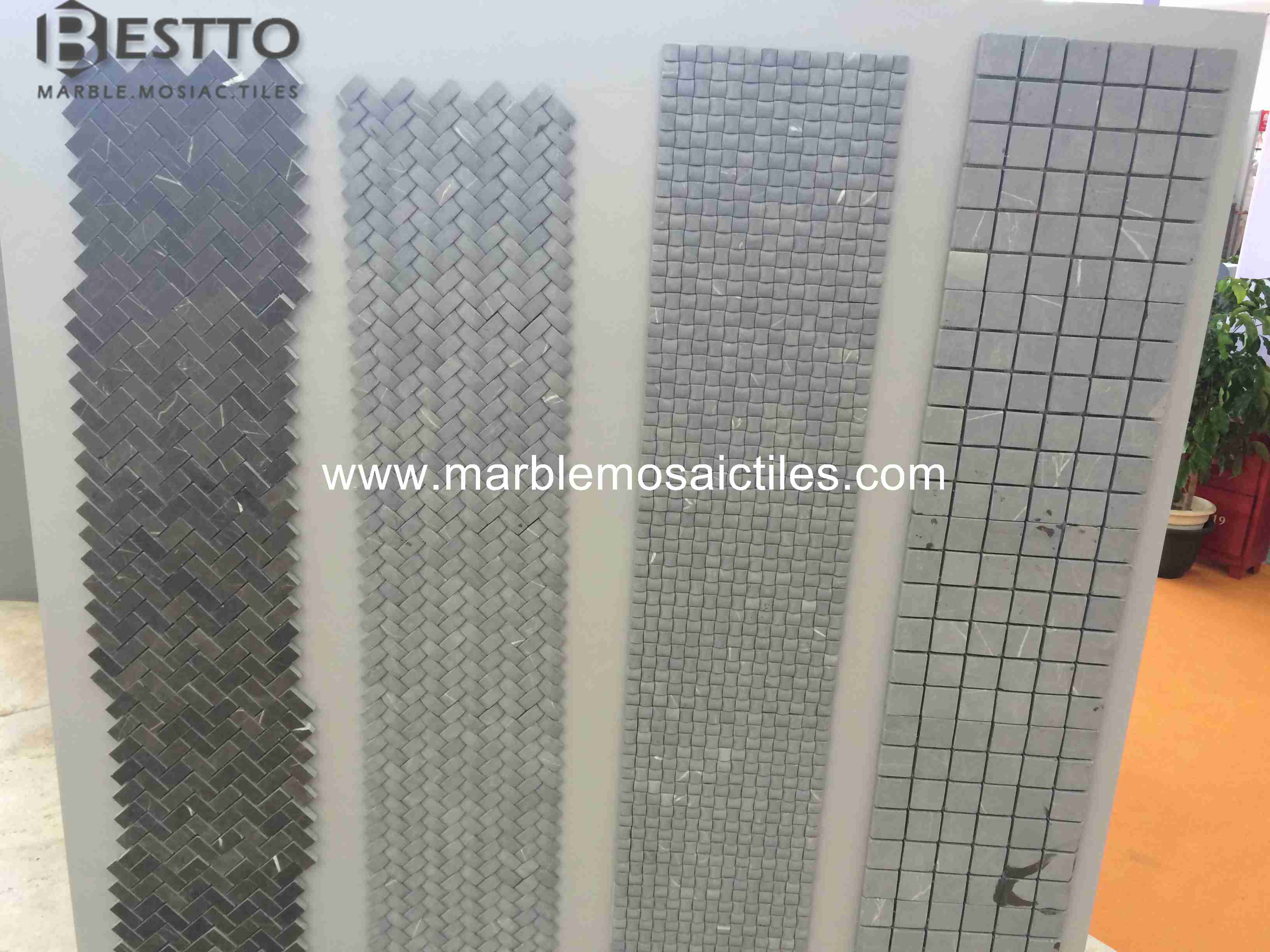 Pietra Grey Tumbled Mosaic Tiles